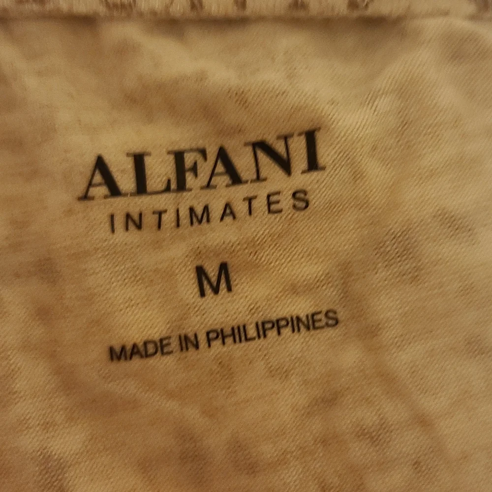 Alfani women's lounge pants size medium - Picture 6 of 7